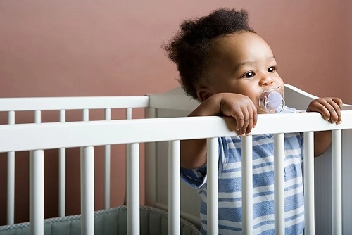 Keep Pacifiers From Falling Out of Crib A